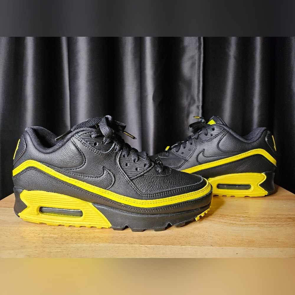Nike Air Max 90 Undefeated Black Optic Yellow